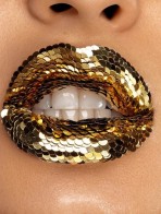 Kiss Your Lips - Trendy Makeup